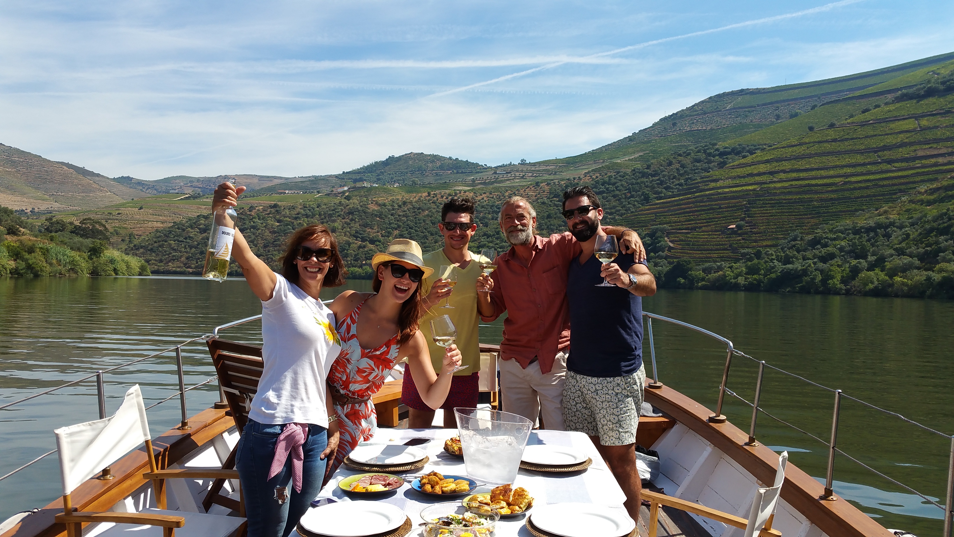 Private Boat Tour with Picnic on Board